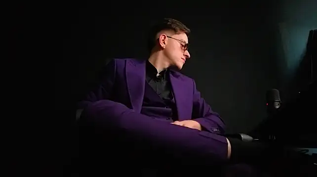 Czat XXX na żywo – FelixStarkk