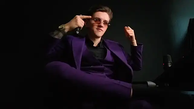 צ'אט XXX בשידור חי של FelixStarkk