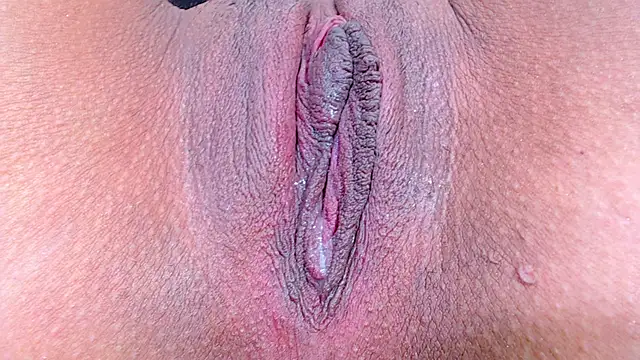 Srta_luciana - suck fingers and cares pussy