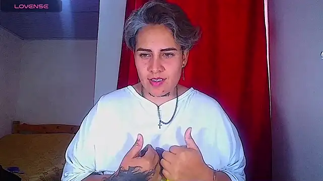 Živý XXX chat Yessi_rousse