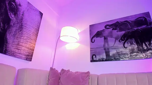 camilaa7 élő XXX-chatje