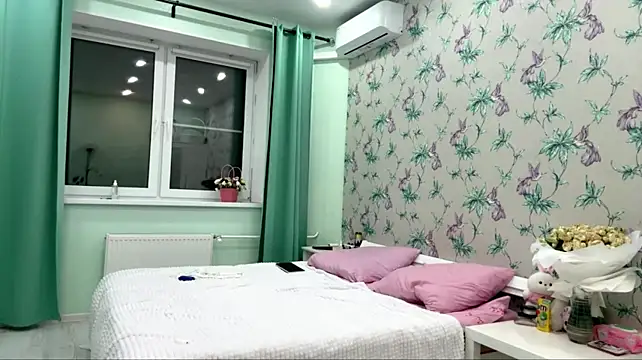 LianaLuecke - spin for you and see ma ass