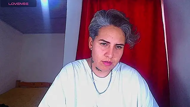 XXX chat uživo modela Yessi_rousse