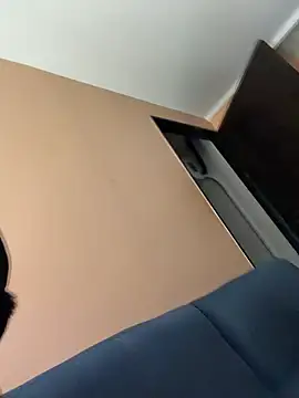 Chat +18 de Lander_Cruz ao vivo