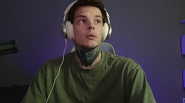 DENIS_HEREのライブXXXチャット