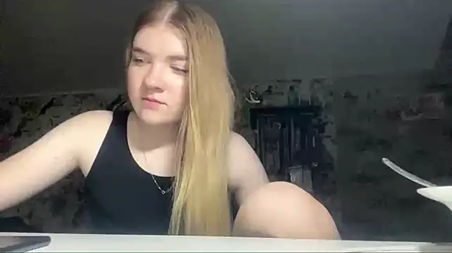 Онлайн чат XXX VerdaGormly