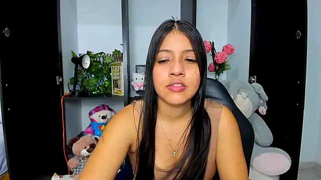 Zara_cute - show tits