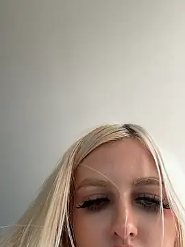 Chatroom XXX en direct de Steffi_Snowbunny