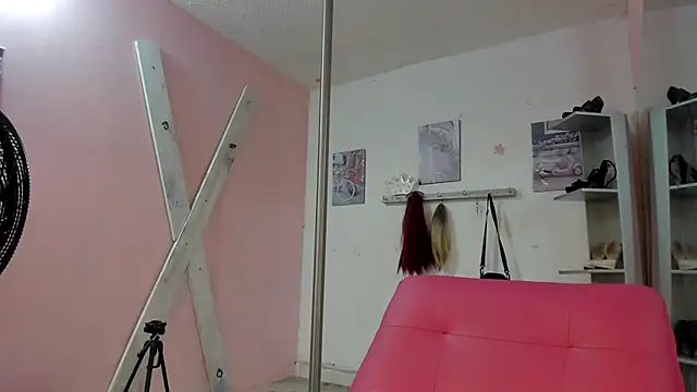 Chat +18 de CAMILA--REY ao vivo