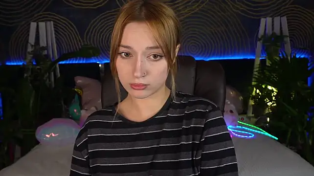 LizzaMoonn's Live XXX Chat