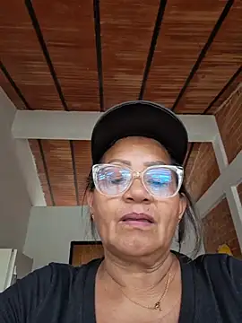 Vickyfox_ Chat XXX live