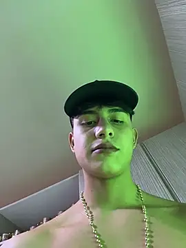Lander_Cruz – Live XXX-chat