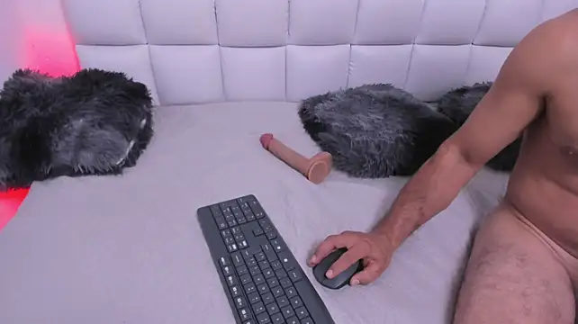 Онлайн чат XXX Esteban_Fox69