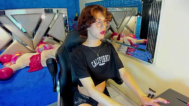 แชท XXX สดของ Jav_Frank