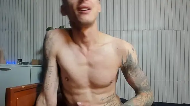 James2Inked Live XXX-chat