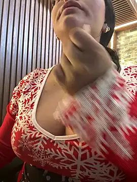 Chatroom XXX en direct de dayadubey_