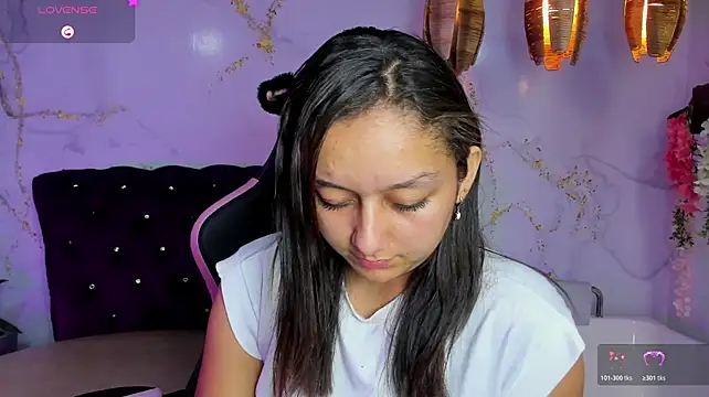 Katy_sweet19 - TAKE OFF TOP+OIL TITS 🫦
