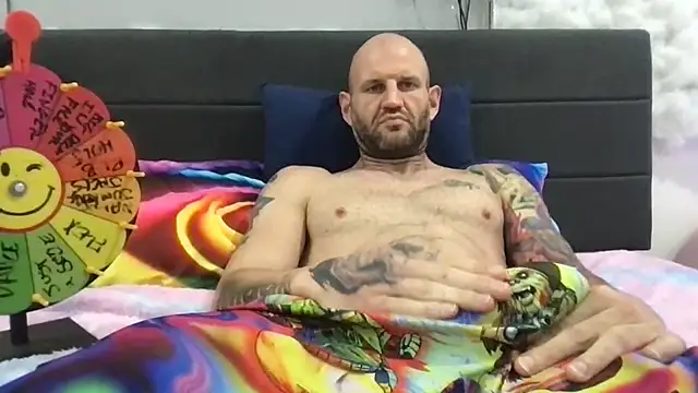 Chat +18 de brianomally ao vivo