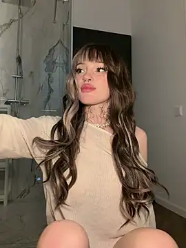 Madelinexx - 🍒Topless 5 min