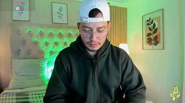 Jonath_1 Live XXX-chat