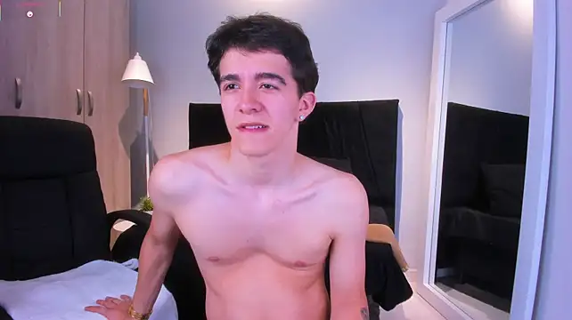 Austinbolt Live XXX Chat