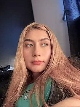 _Danna - Squirt and dildo glassass
