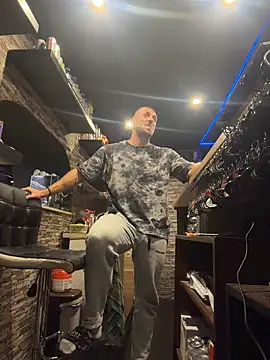 Chat XXX en directo de Johnytrain