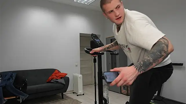 Онлайн чат XXX Igor_Wilde