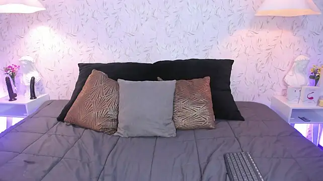 Natasha_Brm Adlı Modelin Canlı XXX Sohbeti
