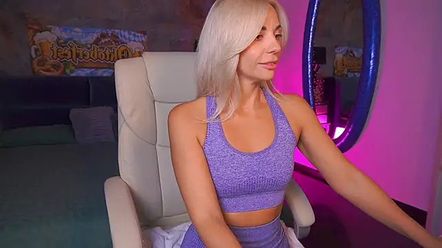 Chat XXX ao vivo de BellaRayyy