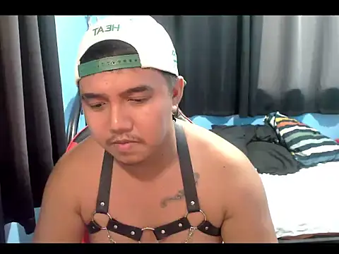 Živý XXX chat David_hot_dad