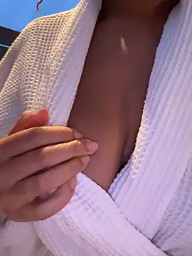 Онлайн чат XXX HaileyDiana