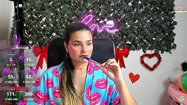 DestinyHills – Live XXX-chat