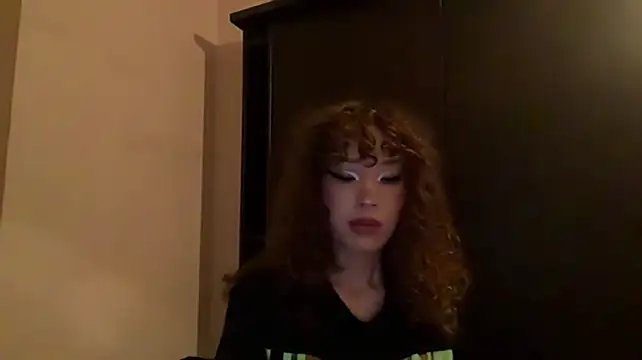 Chat +18 de KamalaCoit ao vivo