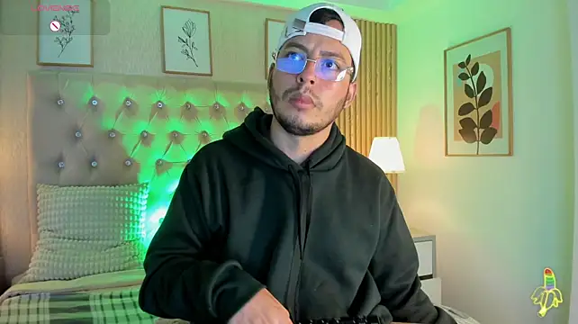 XXX chat uživo modela Jonath_1