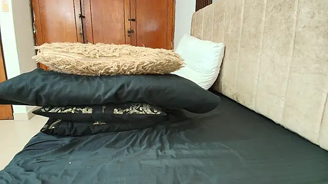 Cristalwalker__ - get my whatsapp