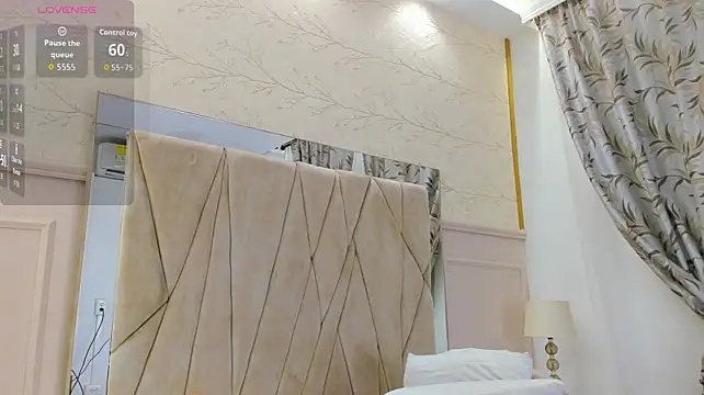 Adrien_Monteiro élő XXX-chatje
