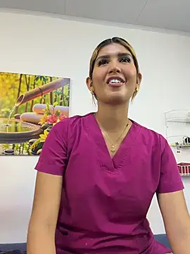 Chat +18 de Kinky-Spa ao vivo