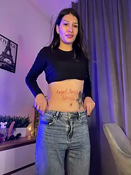 RussianGirls_ - FLASHING PUSSY CLOSE TO CAMERA + CNTR 2M