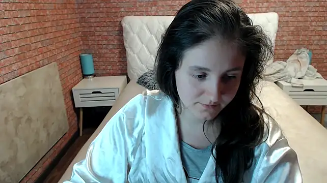 Holliy_Cooper Chat XXX in diretta