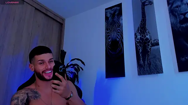 Santos_ramirez1 Live XXX Chat