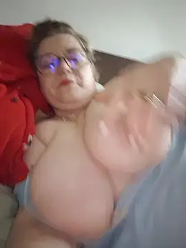 Cindybbwsquirt - buy me some strong drink💦💦👅💦👅