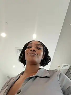 ___Nessa - Toy ride,squirt so hard public