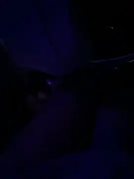 Jessiiii888 - 大厅里口射男主🥵