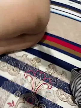 _AnneMia_ - Take off bra