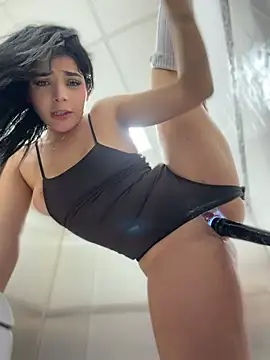 ArieliciousXXX - PRINCESS SQUIRT IN PUBLIC BATHROOM🥰💦💦