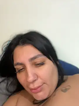 Vicky_Sixx élő XXX-chatje