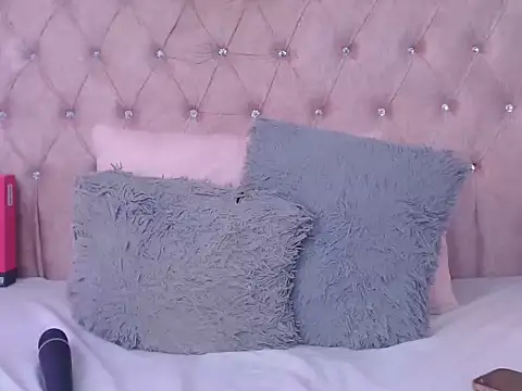 Chat +18 de Jessica_Carter_01 ao vivo