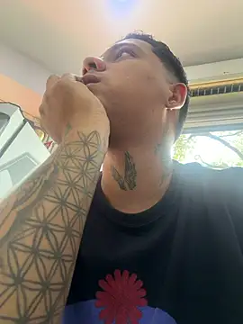 Czat XXX na żywo – EliteBoysLive
