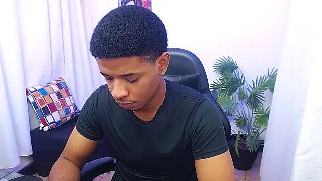 XXX chat uživo modela camicum18